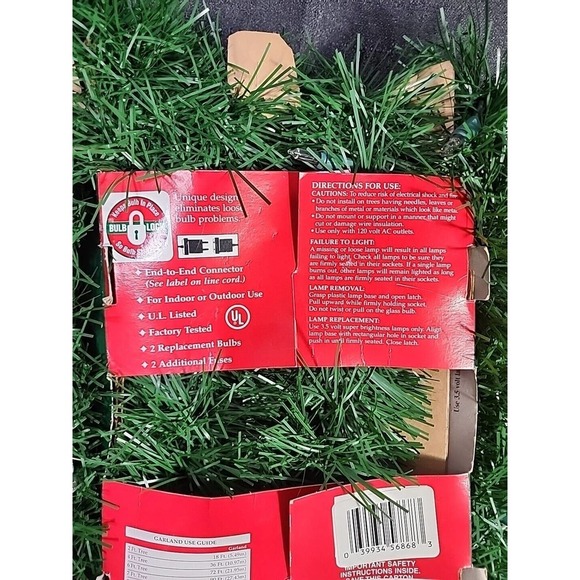 Vintage Santa's Best Green Garland & Lights in One 50 Multi Bulb 12ft Cord NOS - Picture 5 of 6